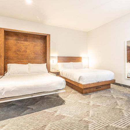 Hotel Manoir Vieux-Quebec エクステリア 写真